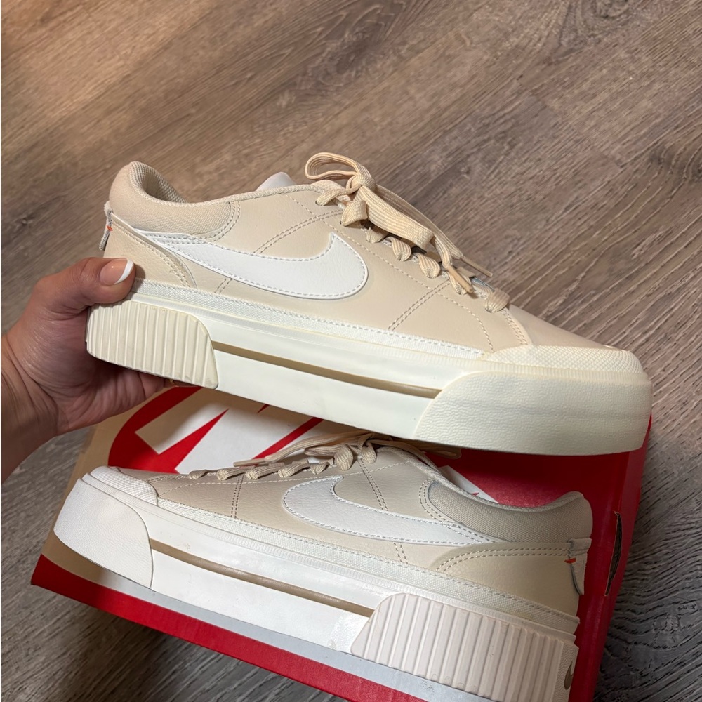 Nike women court legacy Lift